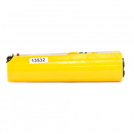 SABRE 3.8 MILLION VOLT STUN GUN YELL